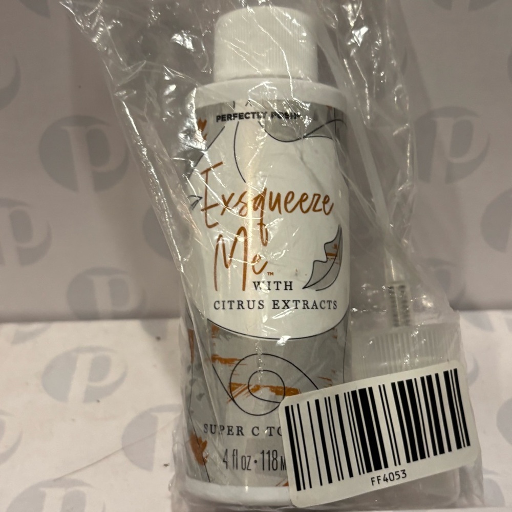 Perfectly Posh Exsqueeze Me Super C Toner